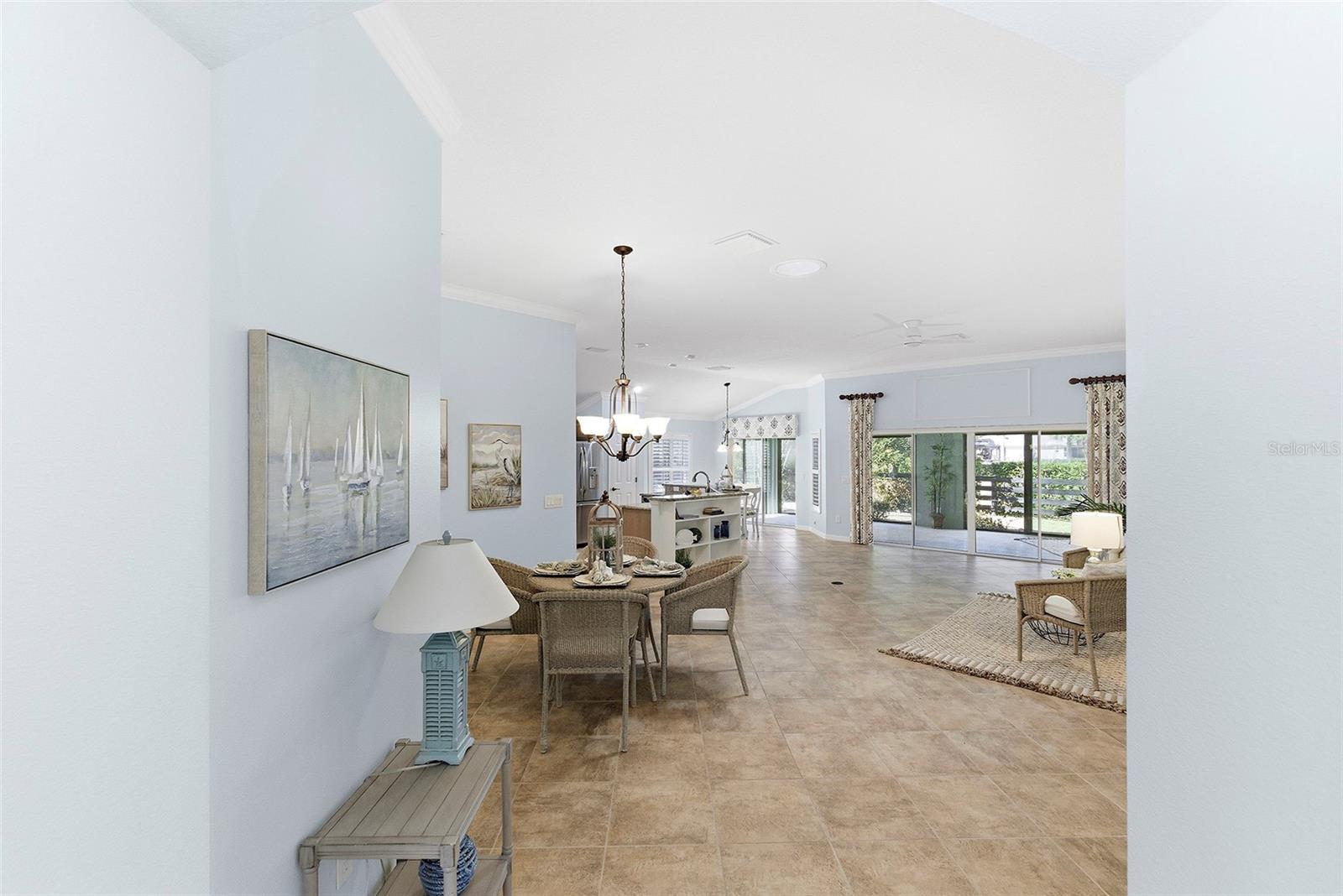 Listing photo id 4 for 1350 Centerville Place