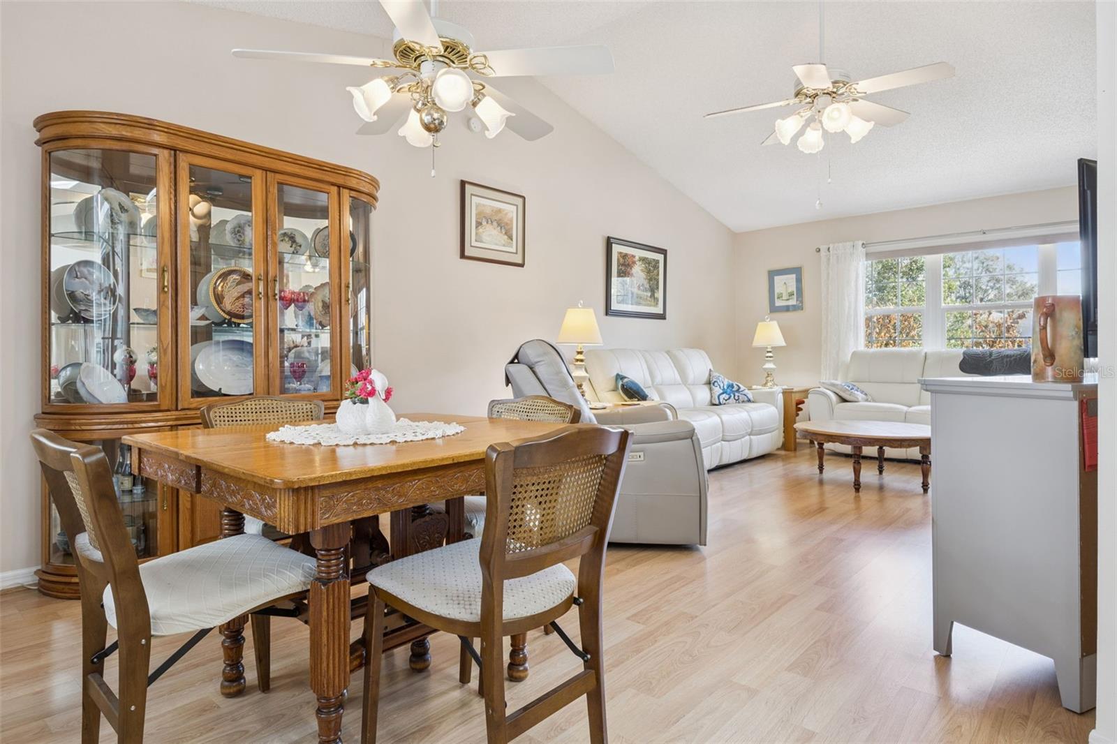 Image 12 of 73 For 26927 Forest Hills Street