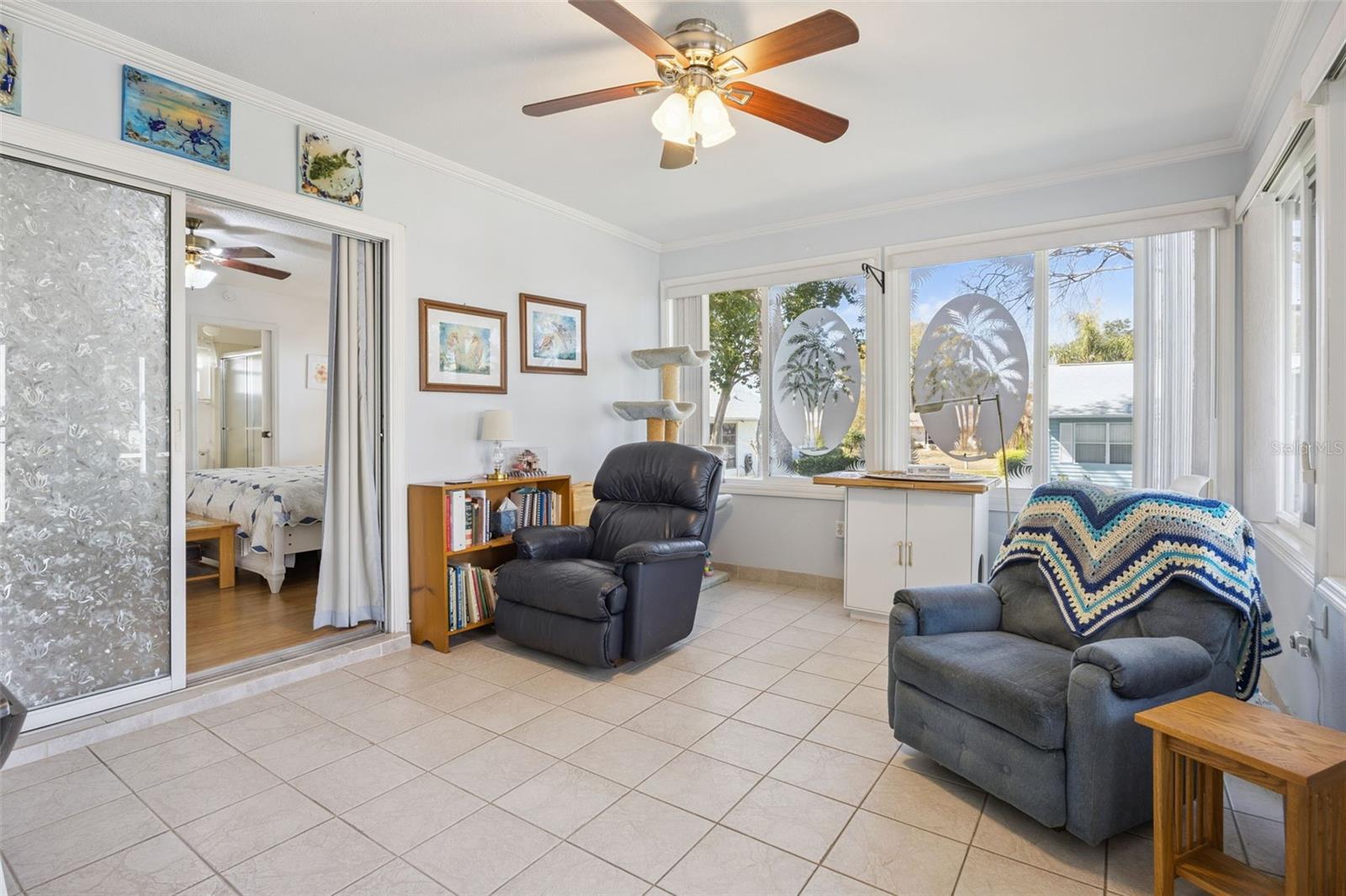 Image 27 of 73 For 26927 Forest Hills Street