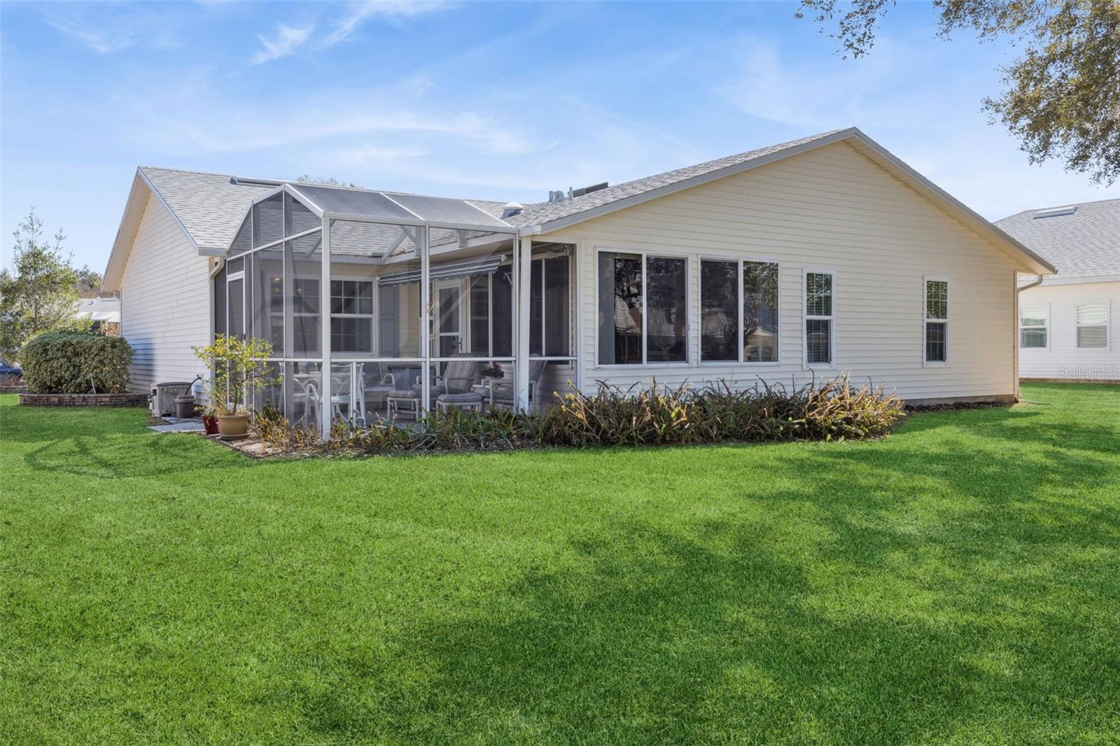 Image 35 of 73 For 26927 Forest Hills Street