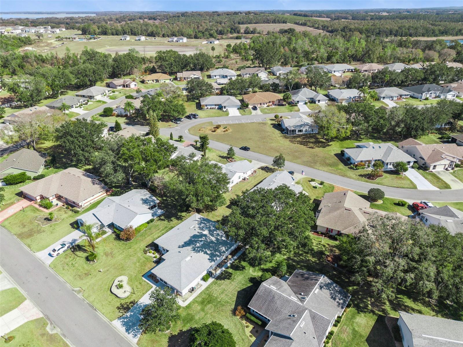 Image 41 of 73 For 26927 Forest Hills Street