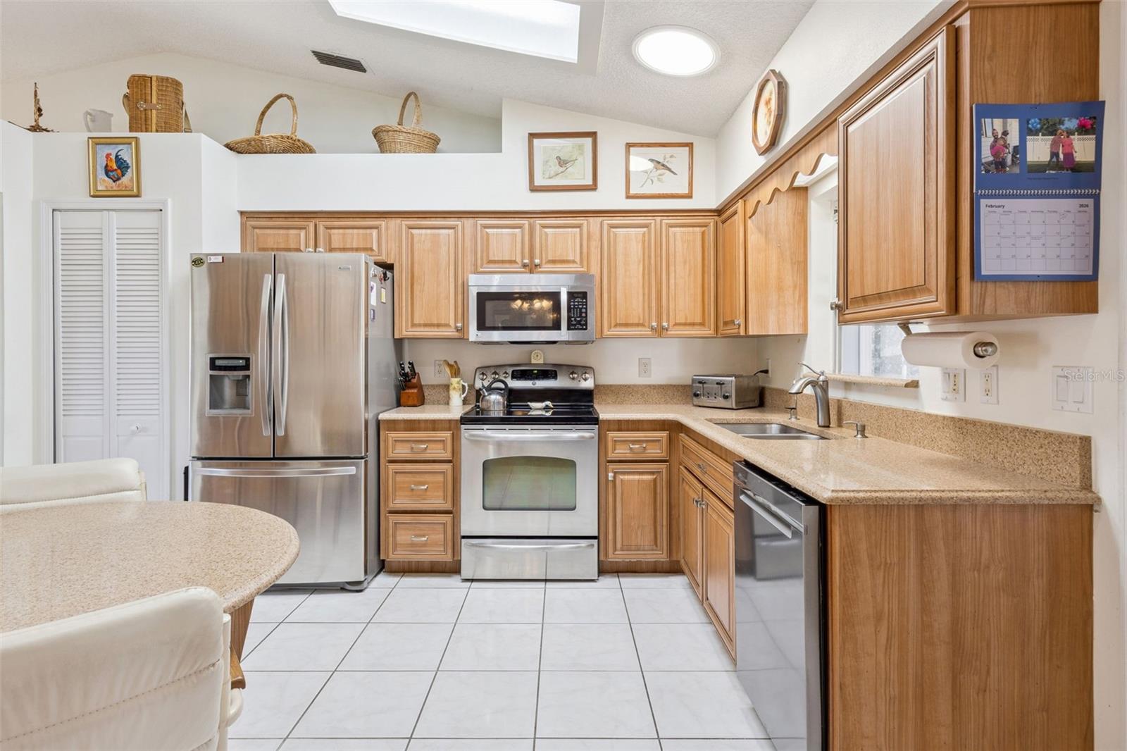 Image 7 of 73 For 26927 Forest Hills Street