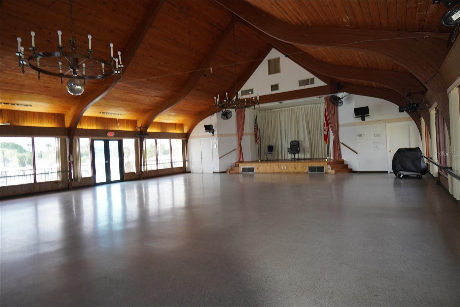 Image 28 of 31 For 9000 Us Highway 192  115