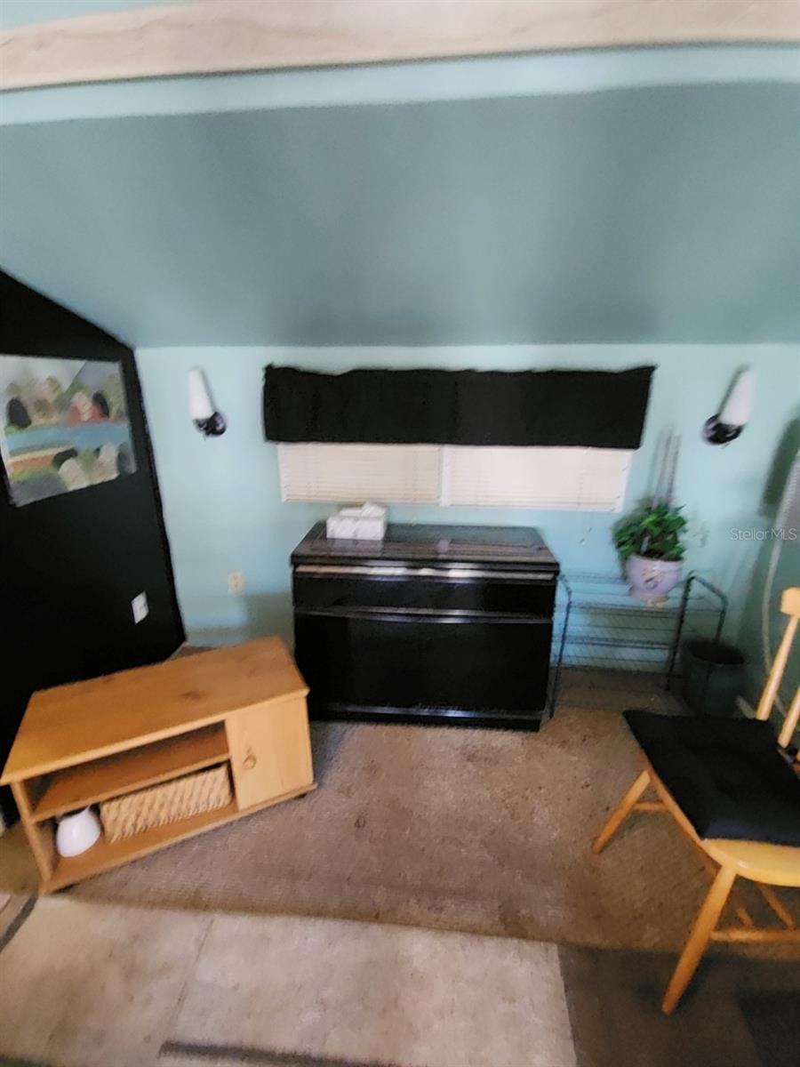 Image 4 of 31 For 9000 Us Highway 192  115