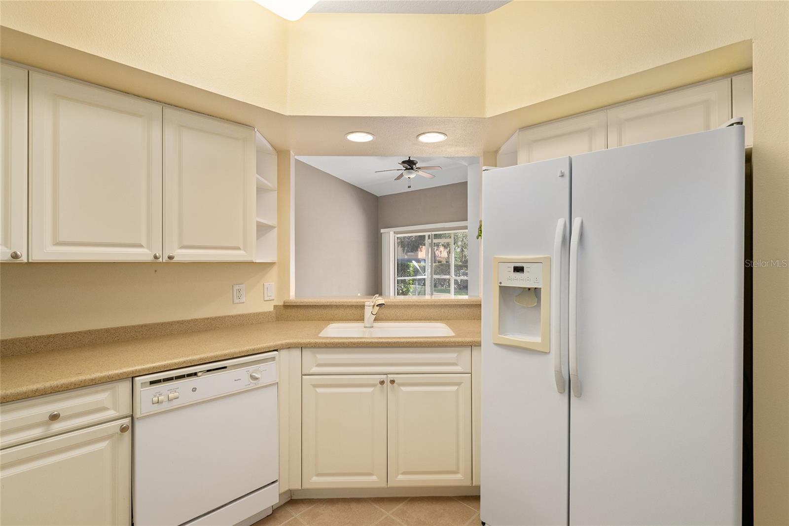 Image 18 of 51 For 5427 Compass Point 1