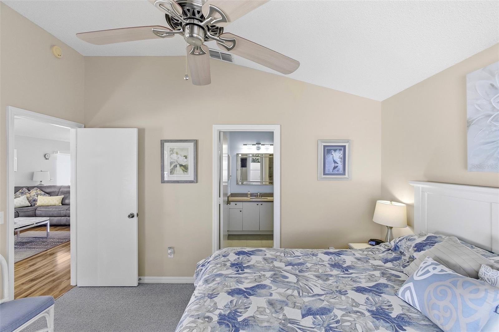 Image 14 of 41 For 880 Robles Avenue