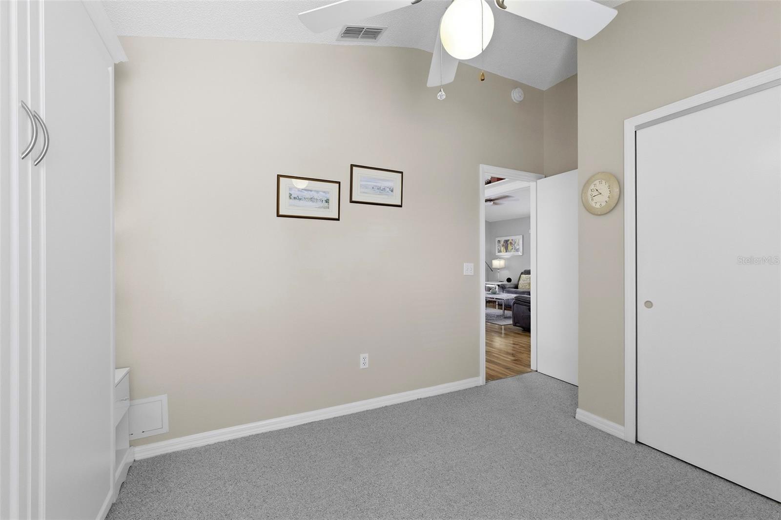 Image 21 of 41 For 880 Robles Avenue