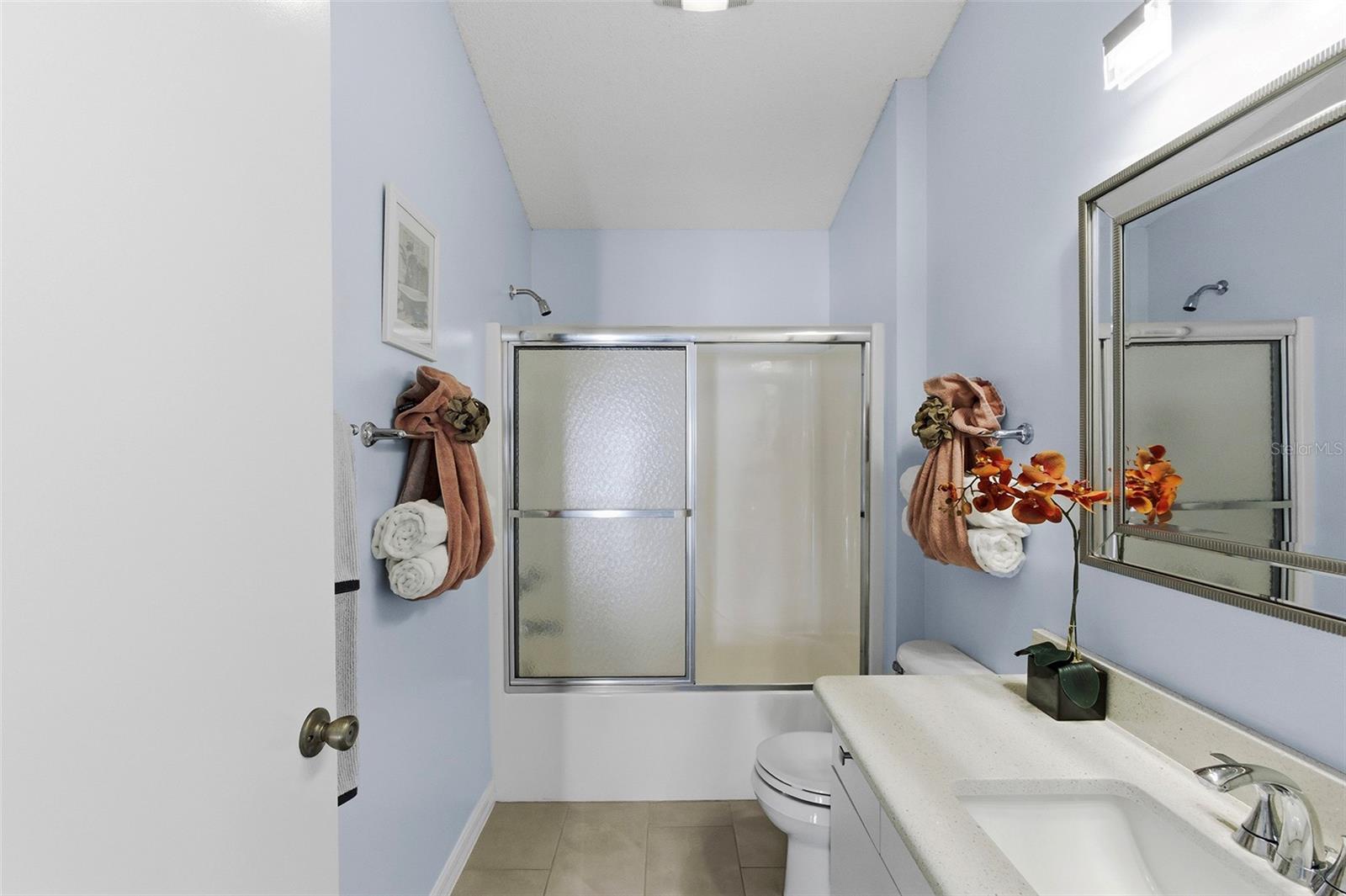 Image 22 of 41 For 880 Robles Avenue