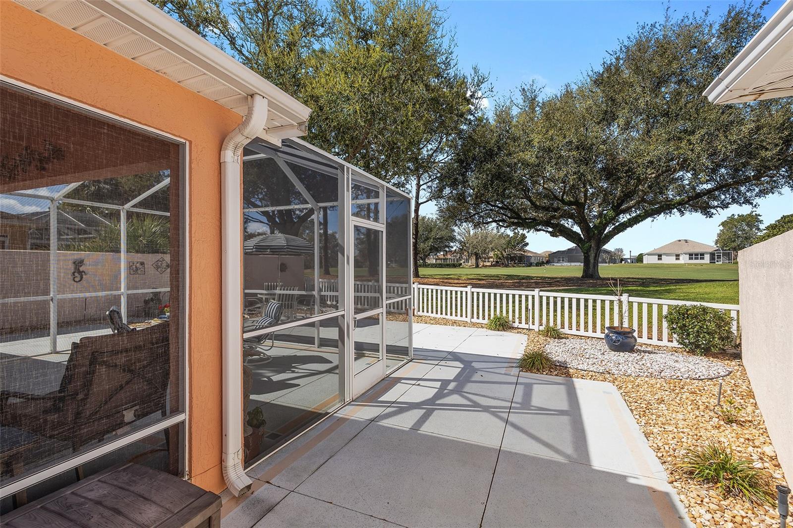 Image 26 of 41 For 880 Robles Avenue