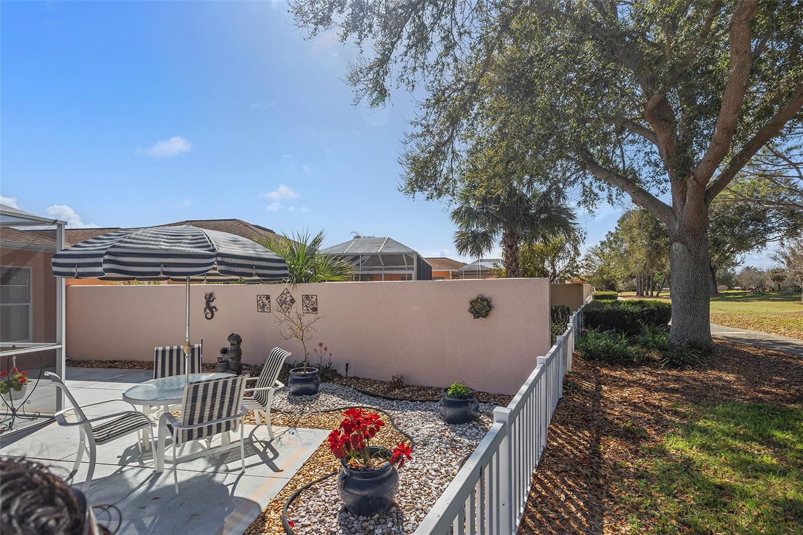 Image 28 of 41 For 880 Robles Avenue