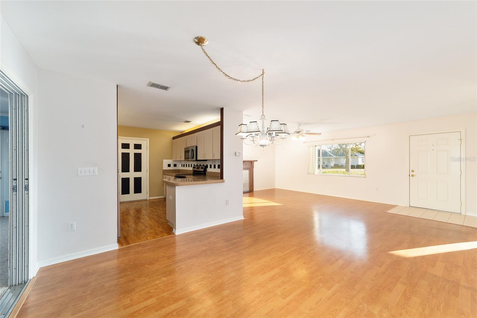 Image 10 of 63 For 13760 86th Terrace