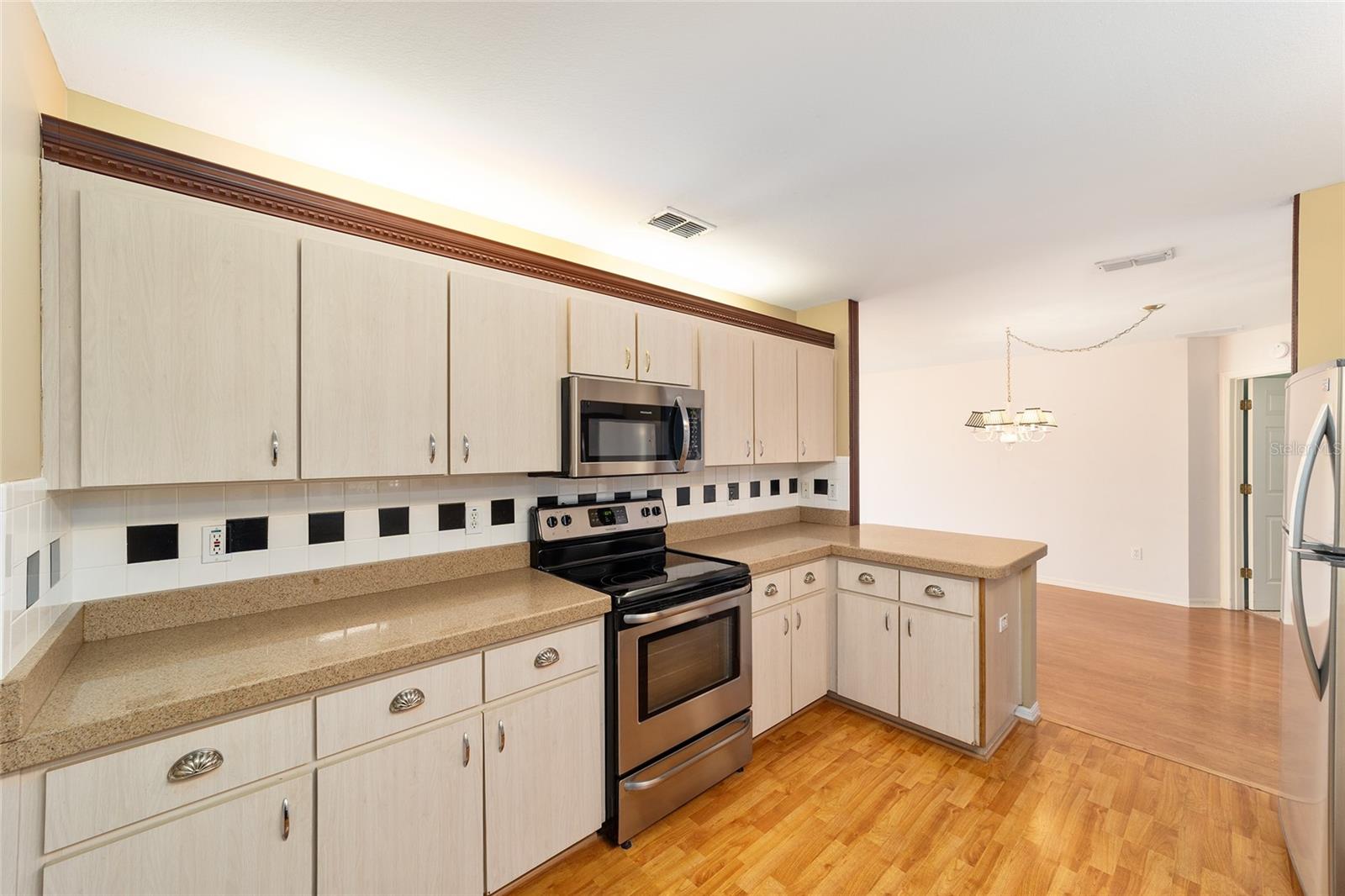 Image 14 of 63 For 13760 86th Terrace