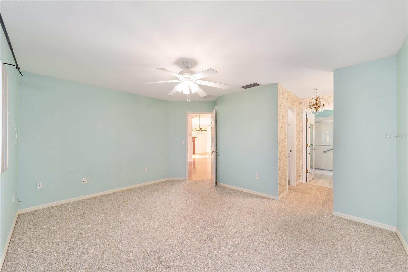 Image 18 of 63 For 13760 86th Terrace