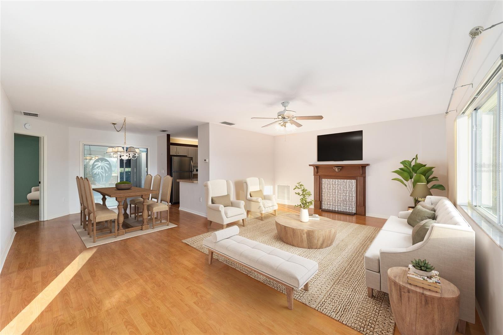 Image 8 of 63 For 13760 86th Terrace