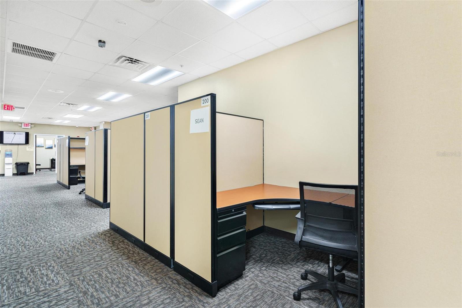 Image 28 of 31 For 1904 Thomas Avenue 102