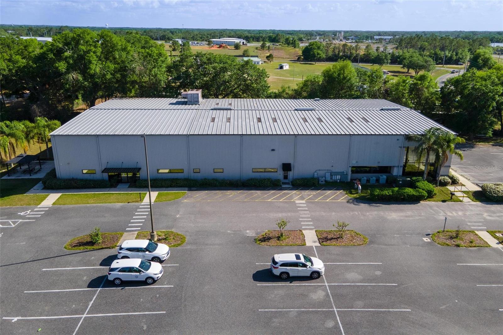 Image 3 of 31 For 1904 Thomas Avenue 102