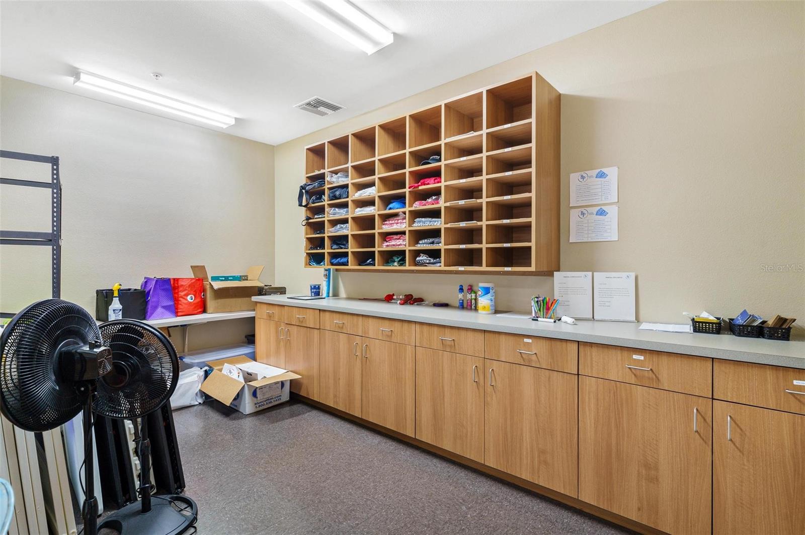 Image 30 of 31 For 1904 Thomas Avenue 102