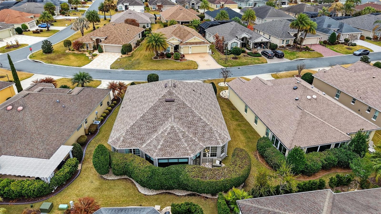 Image 38 of 45 For 3324 Queensway Terrace