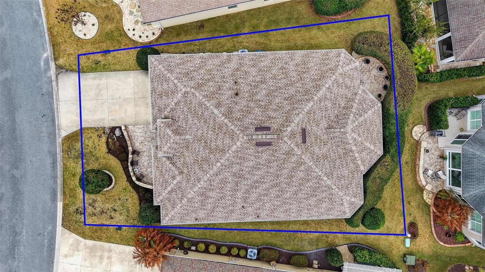 Image 39 of 45 For 3324 Queensway Terrace