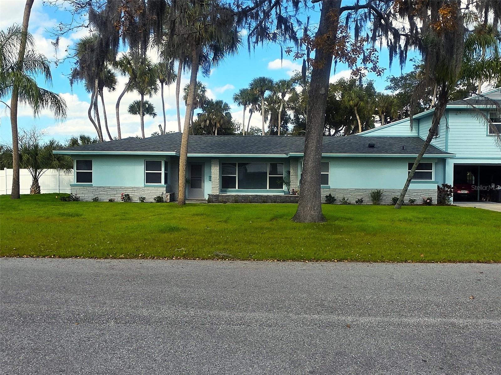 Image 2 of 76 For 5539 Delaware Avenue