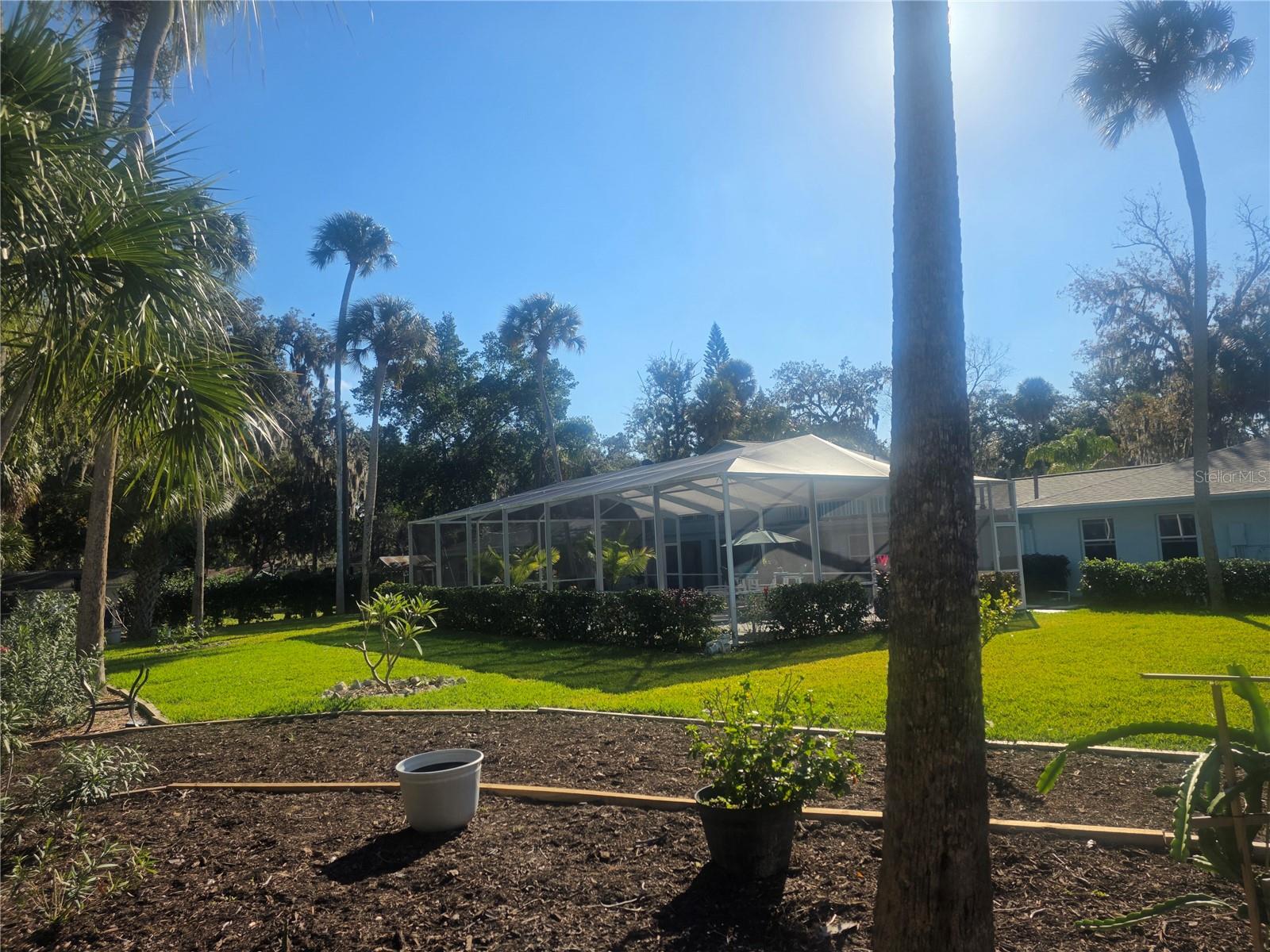 Image 22 of 76 For 5539 Delaware Avenue