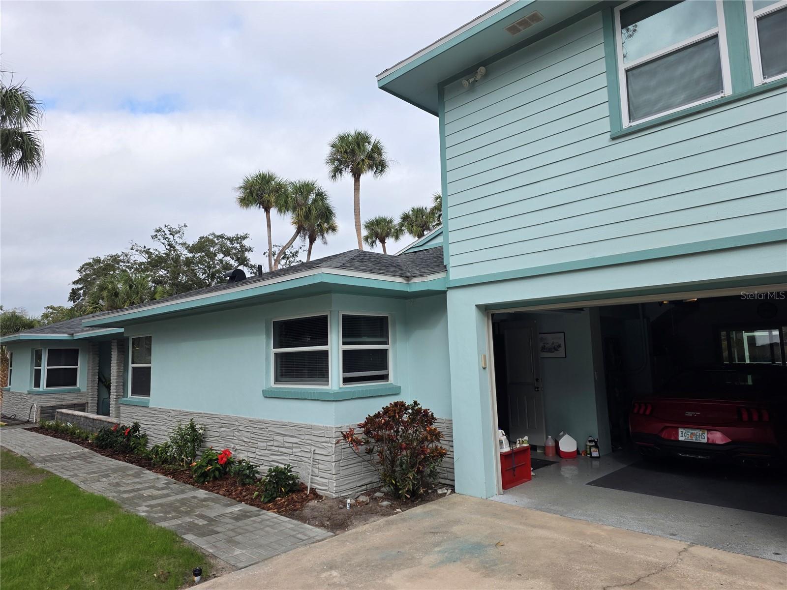 Image 4 of 76 For 5539 Delaware Avenue