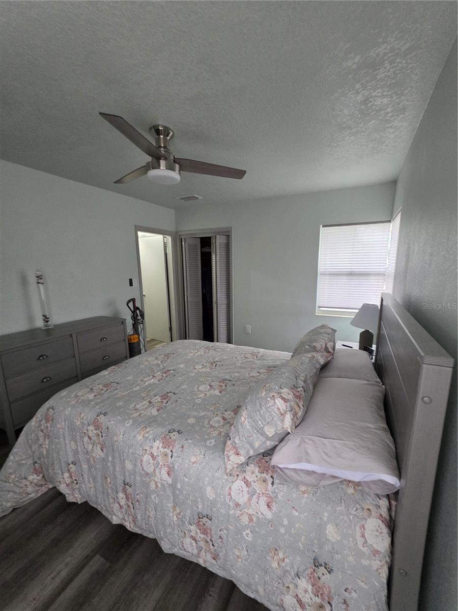 Image 47 of 76 For 5539 Delaware Avenue