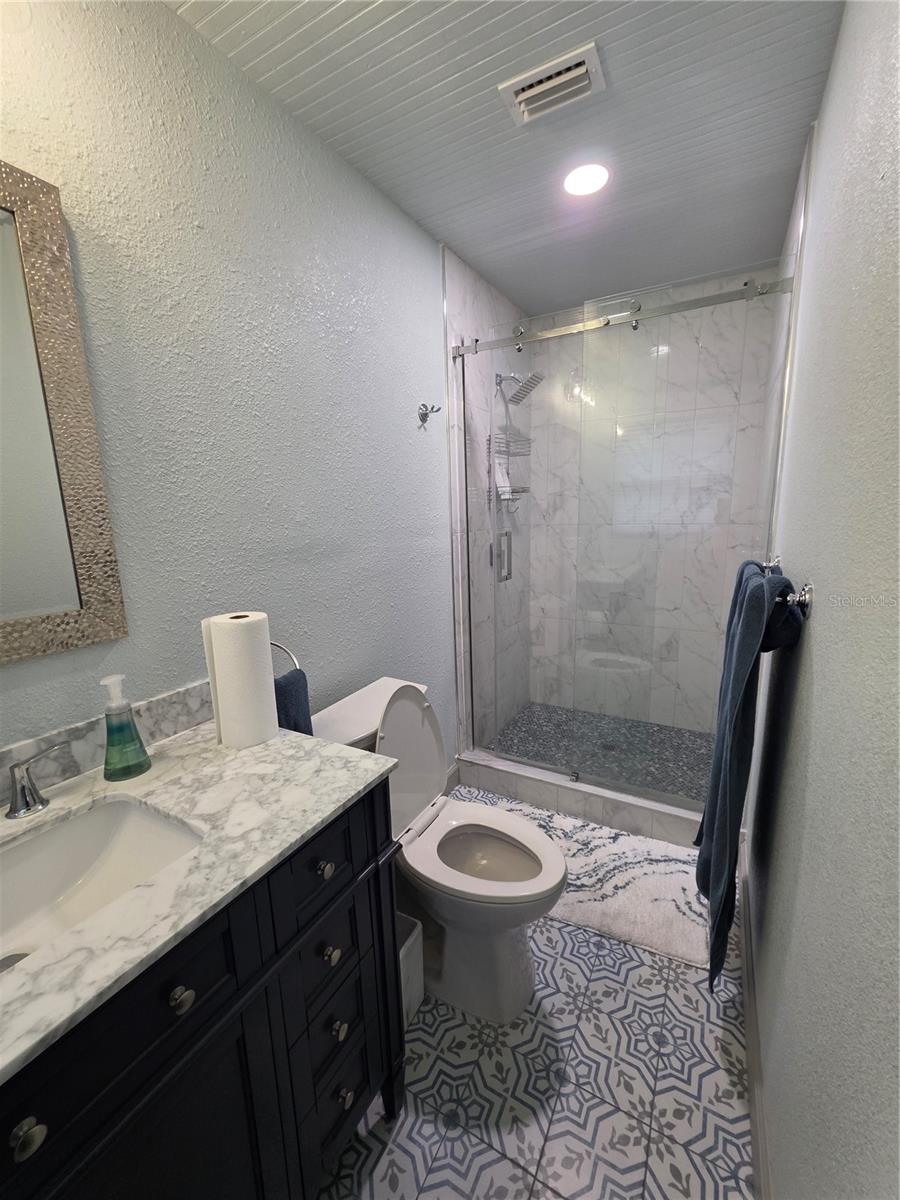 Image 50 of 76 For 5539 Delaware Avenue