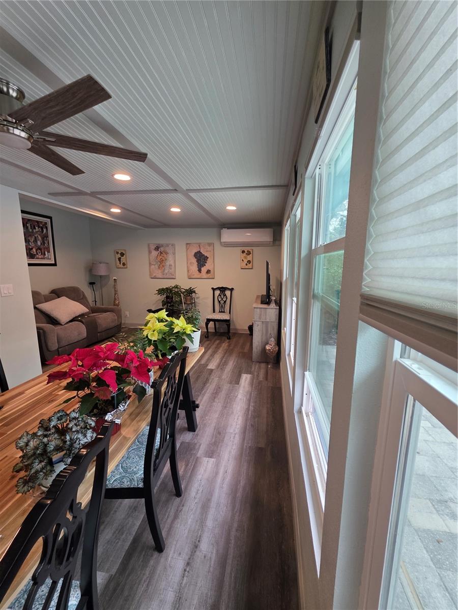 Image 63 of 76 For 5539 Delaware Avenue