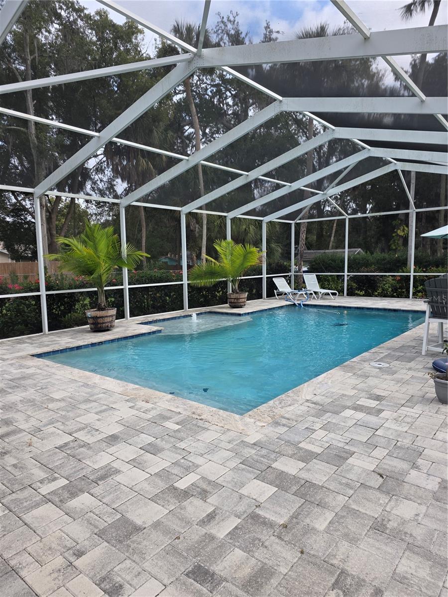 Image 8 of 76 For 5539 Delaware Avenue