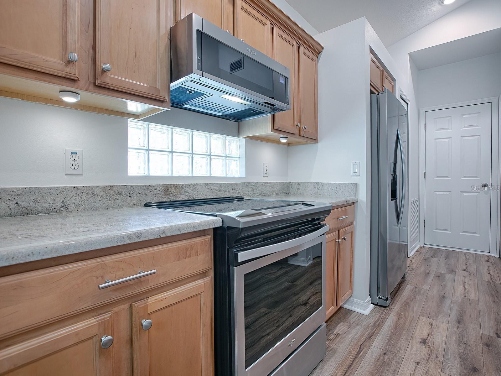 Image 17 of 52 For 9039 Saint Andrews Way