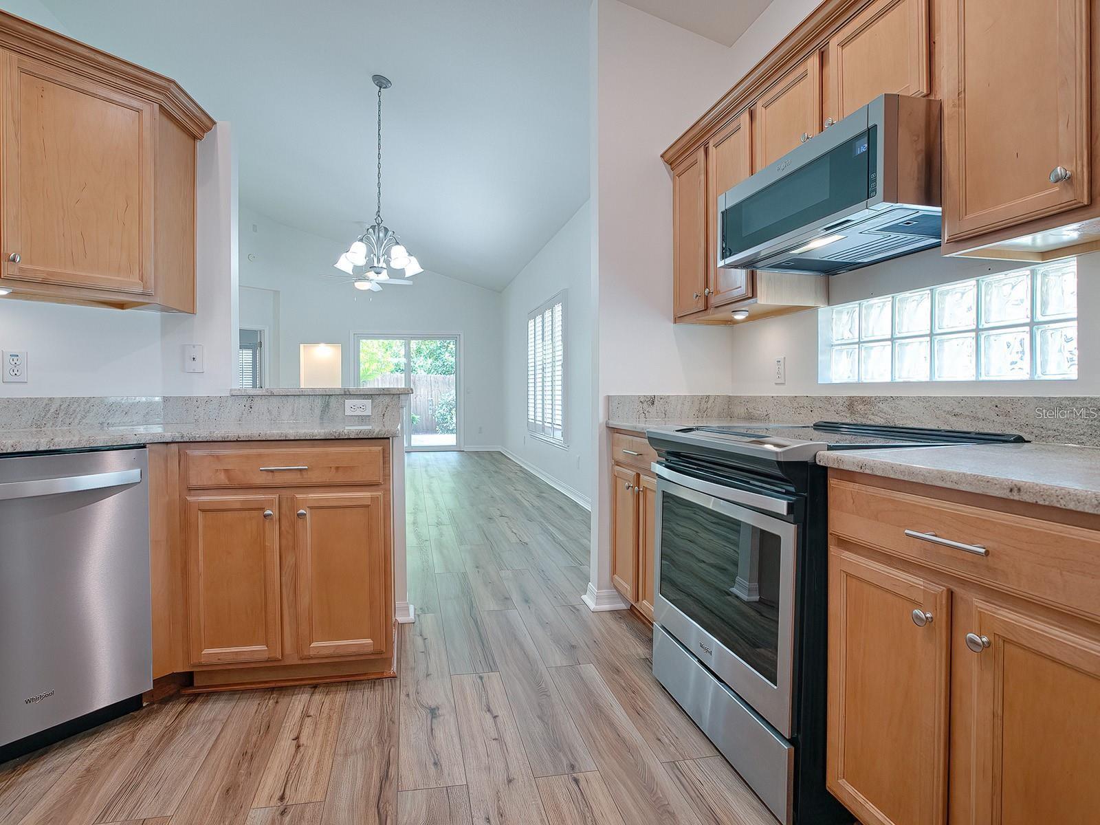 Image 19 of 52 For 9039 Saint Andrews Way