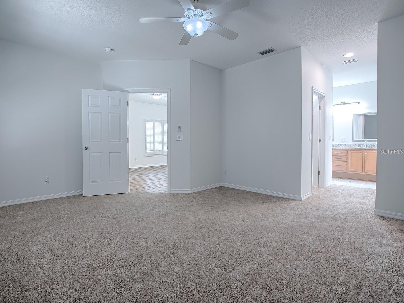 Image 30 of 52 For 9039 Saint Andrews Way