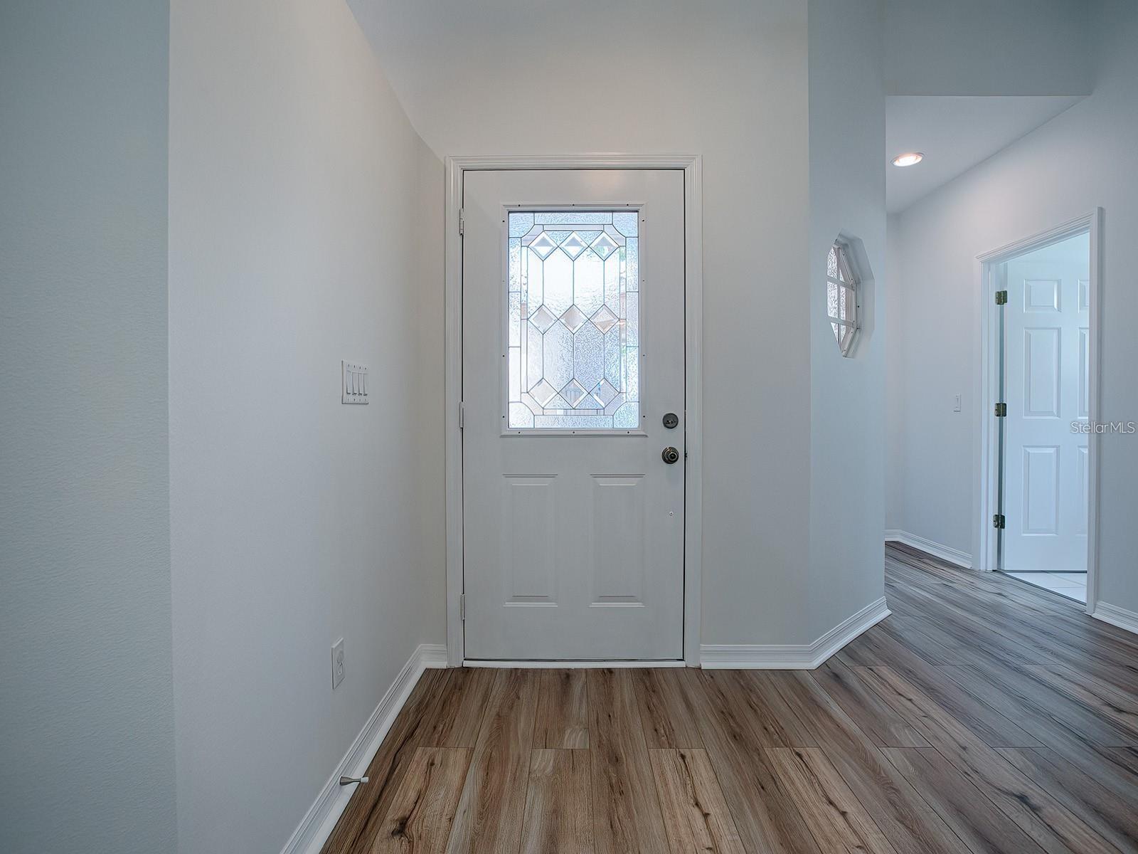 Image 6 of 52 For 9039 Saint Andrews Way