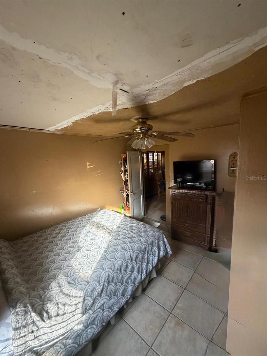 Image 14 of 25 For 3908 Genesee Street