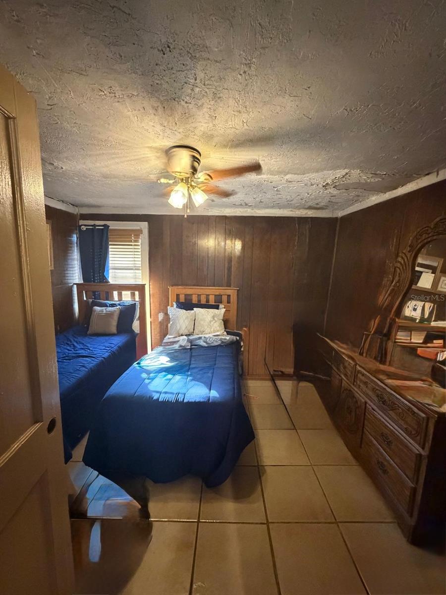 Image 16 of 25 For 3908 Genesee Street