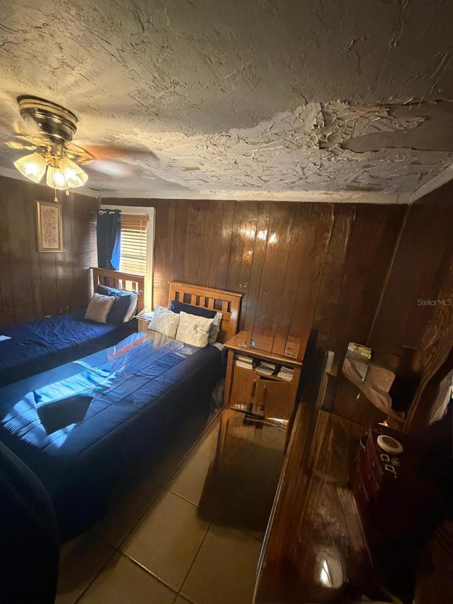 Image 17 of 25 For 3908 Genesee Street