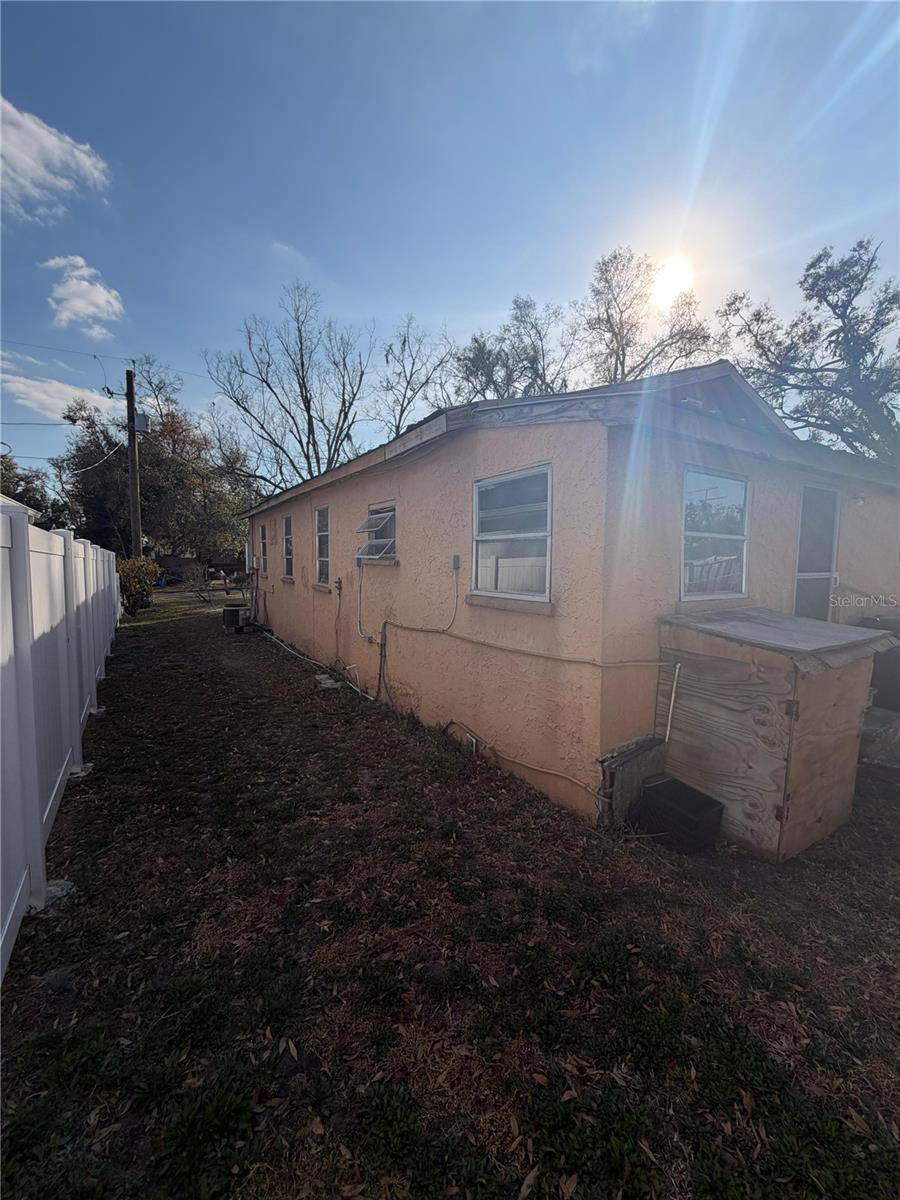 Image 19 of 25 For 3908 Genesee Street