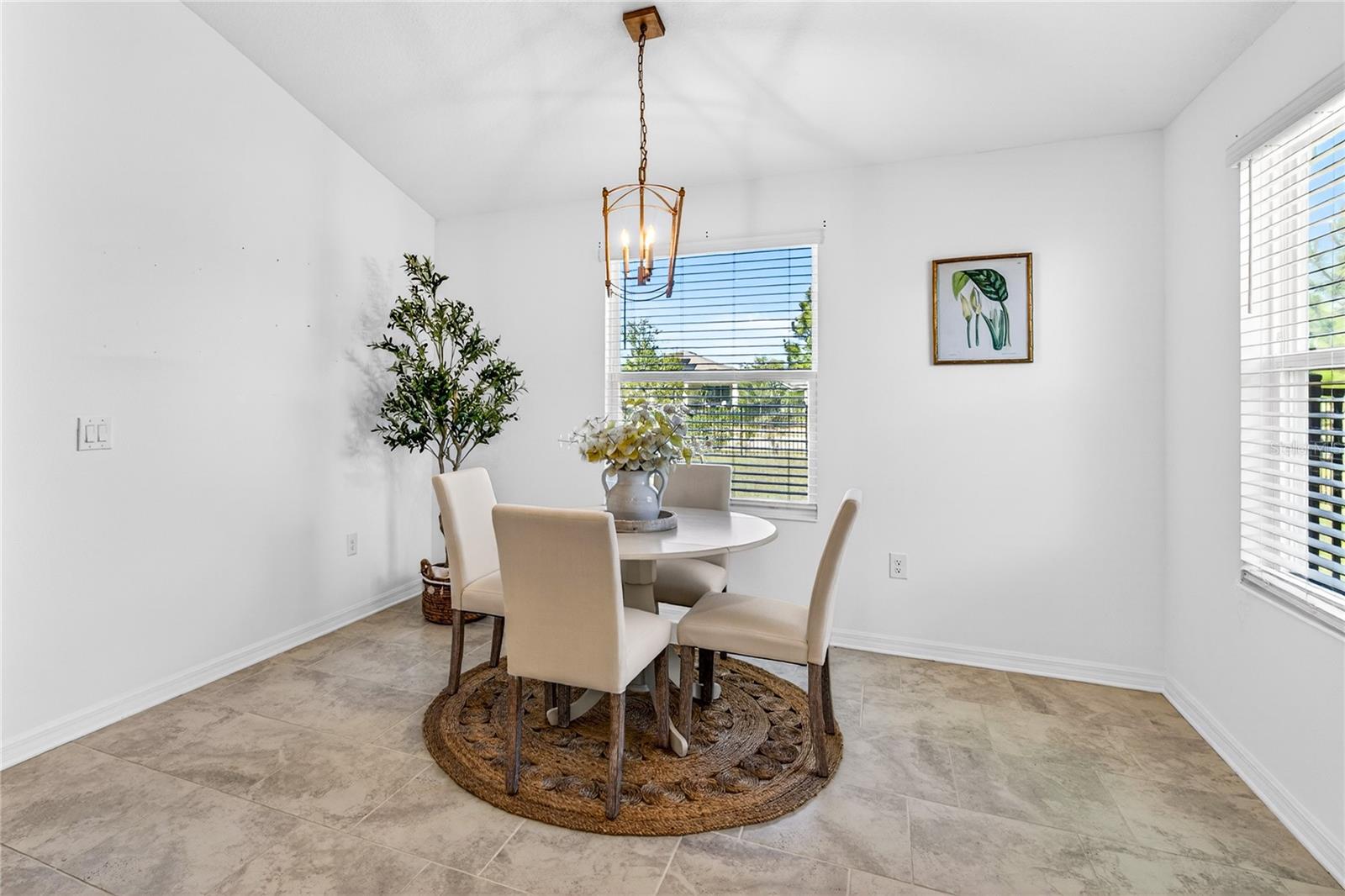 Image 17 of 52 For 5125 Fluorite Drive