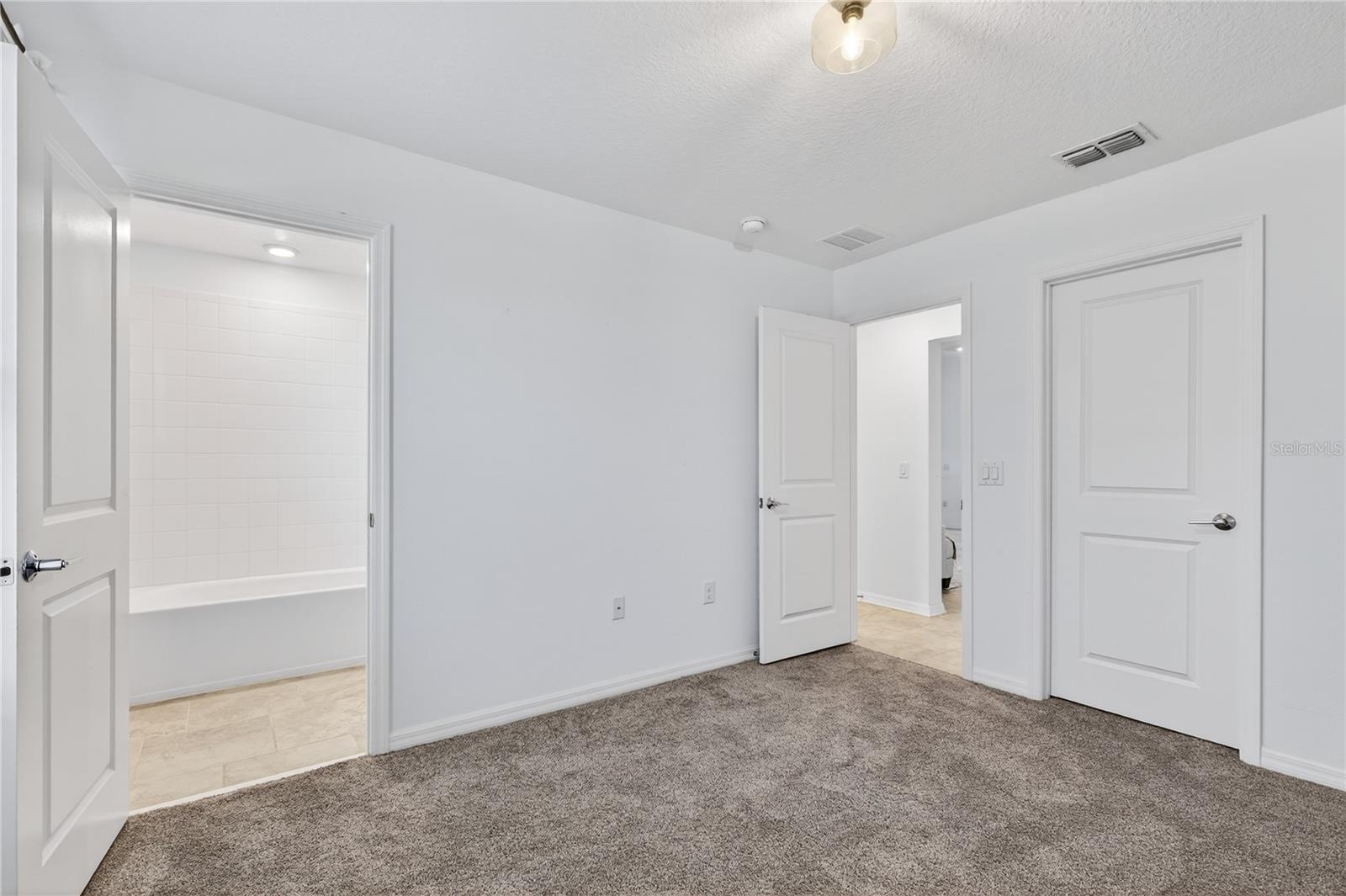 Image 26 of 52 For 5125 Fluorite Drive