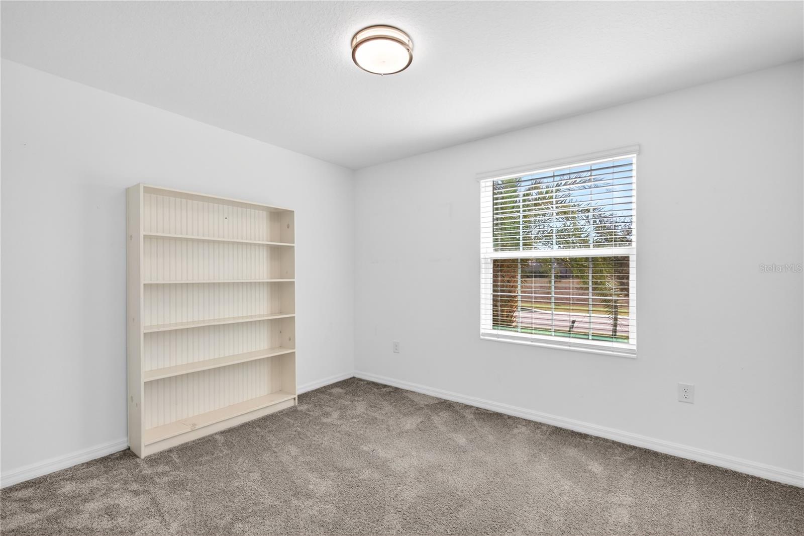 Image 32 of 52 For 5125 Fluorite Drive