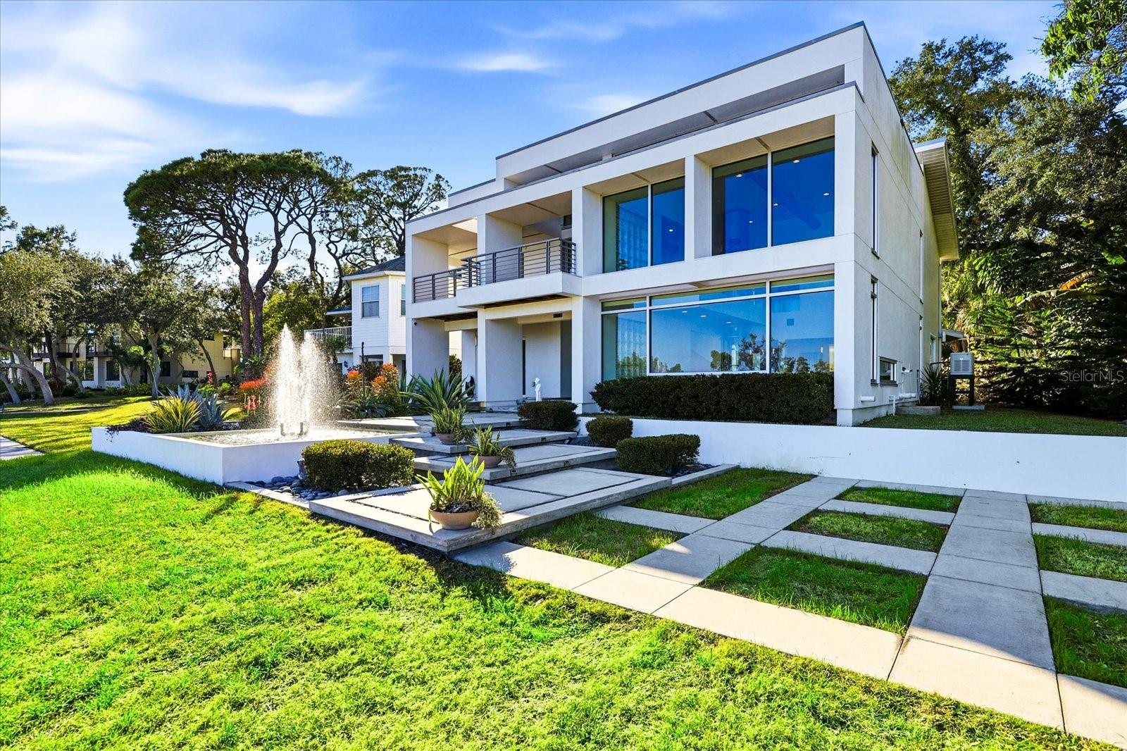 Image 2 of 66 For 1405 Bayshore Drive