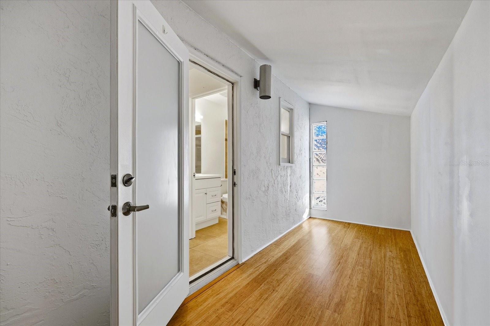 Image 43 of 66 For 1405 Bayshore Drive