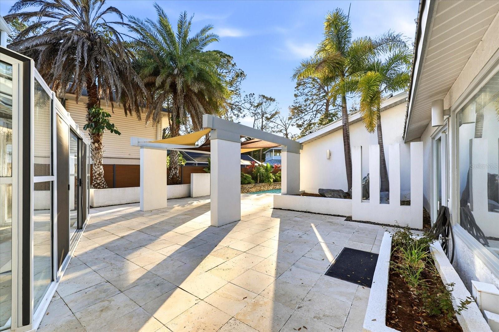 Image 46 of 66 For 1405 Bayshore Drive