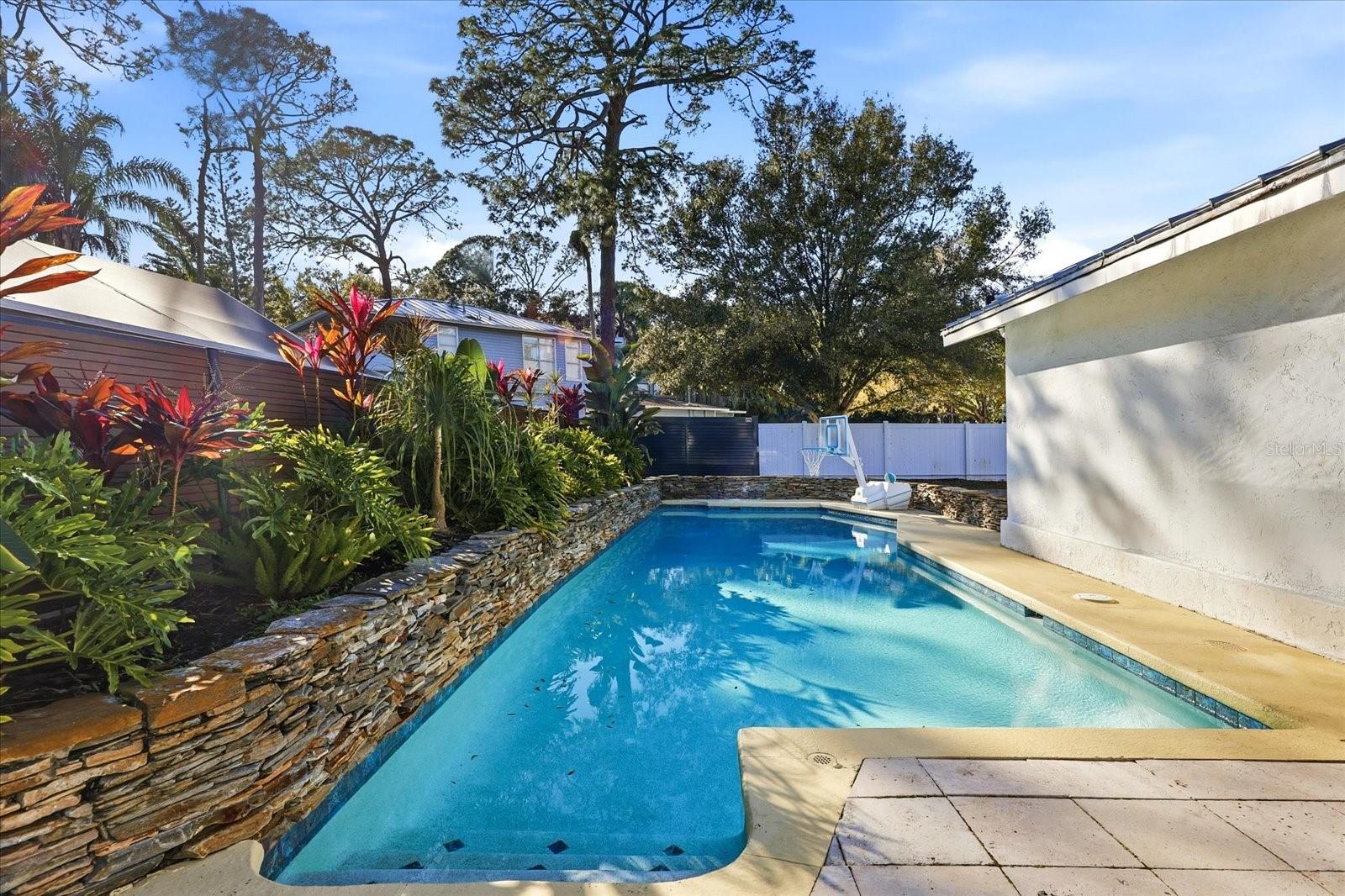 Image 50 of 66 For 1405 Bayshore Drive