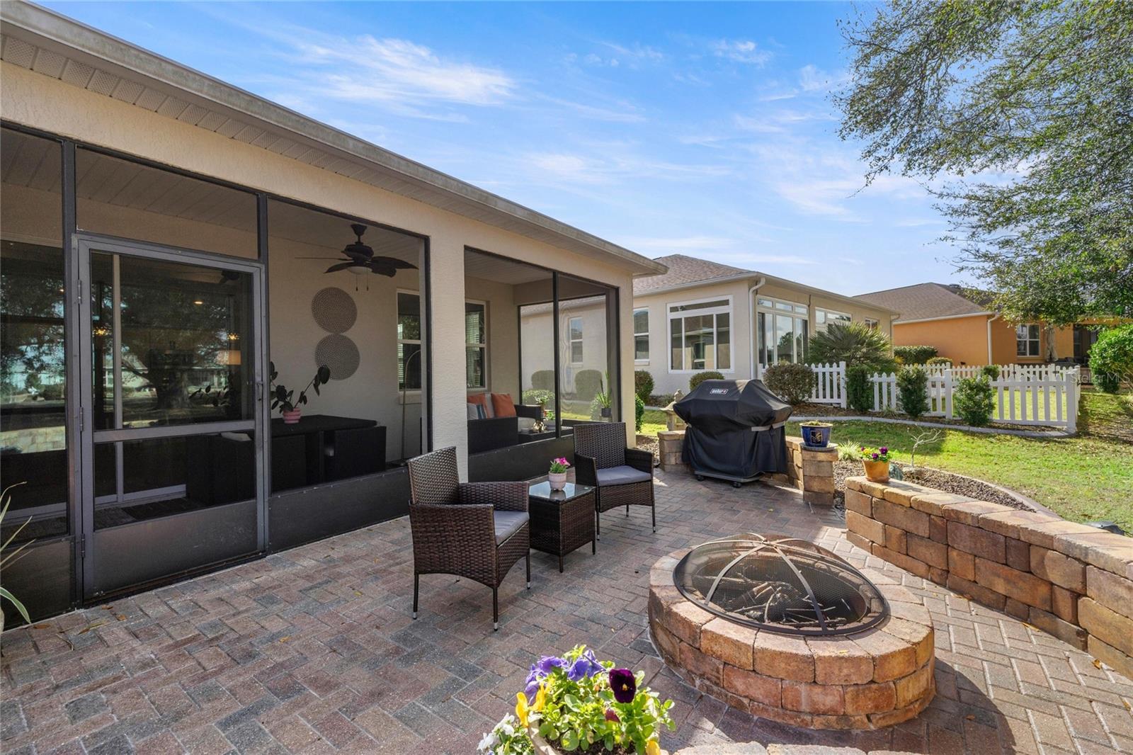 Image 29 of 36 For 7948 89th Loop