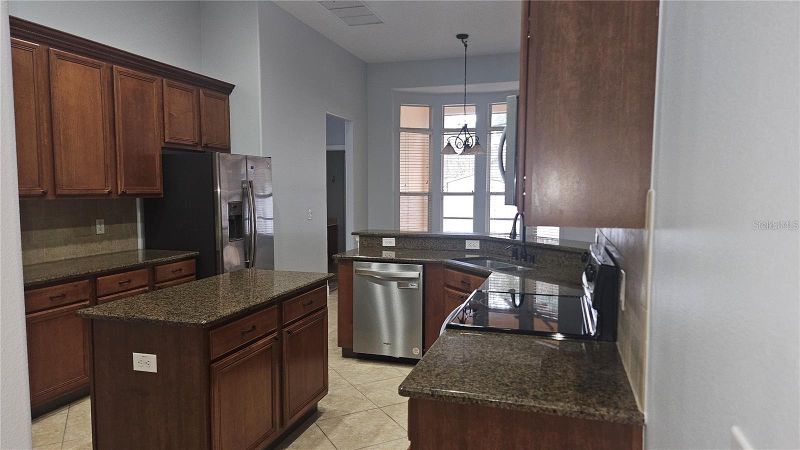 Image 26 of 55 For 317 Blue Water Edge Drive