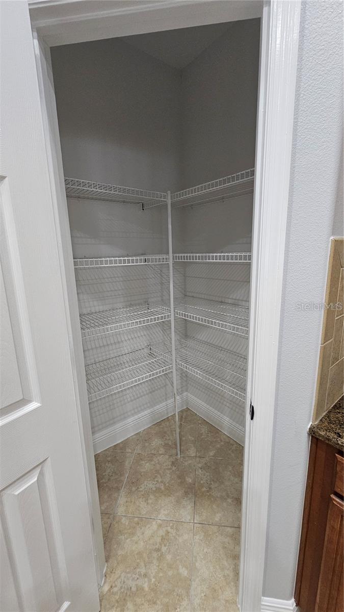 Image 28 of 55 For 317 Blue Water Edge Drive