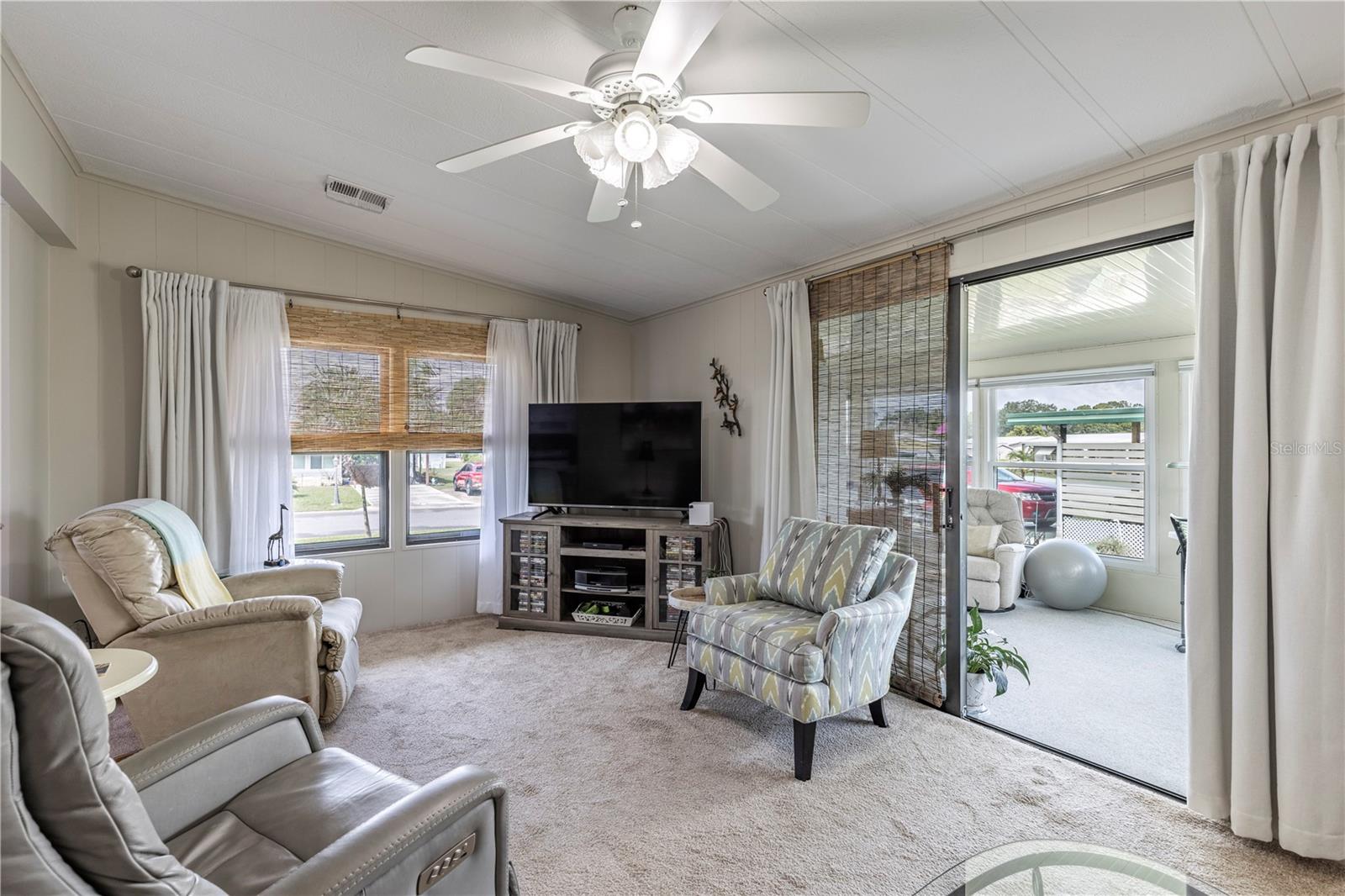 Image 12 of 35 For 1424 Mohawk Circle