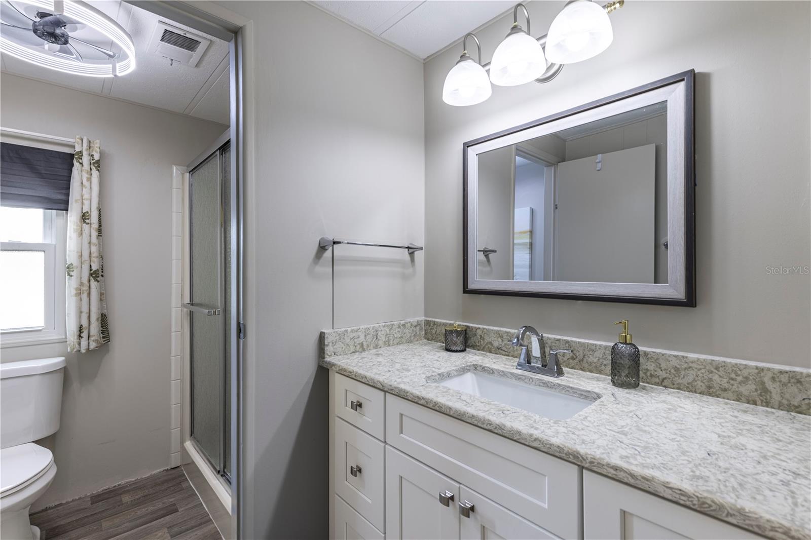 Image 22 of 35 For 1424 Mohawk Circle